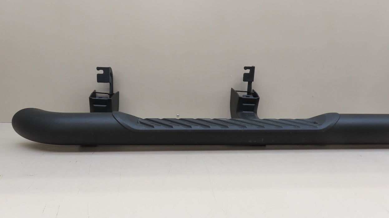 2019-2023 CHEVROLET SILVERADO 1500 CREW CAB LEFT RUNNING BOARD STEP OEM 84067175