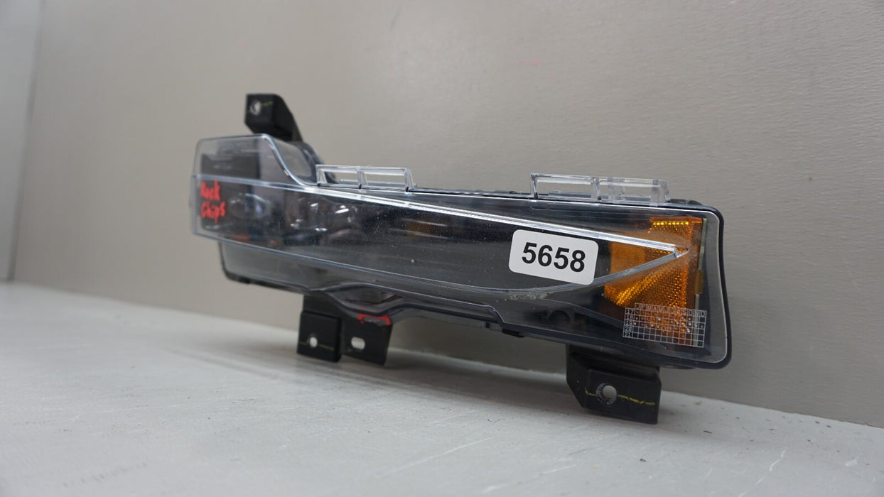 2017-2023 TELSA MODEL 3 FRONT RIGHT PASSENGER FOG LIGHT OEM 17 18 19 20 21 22 23