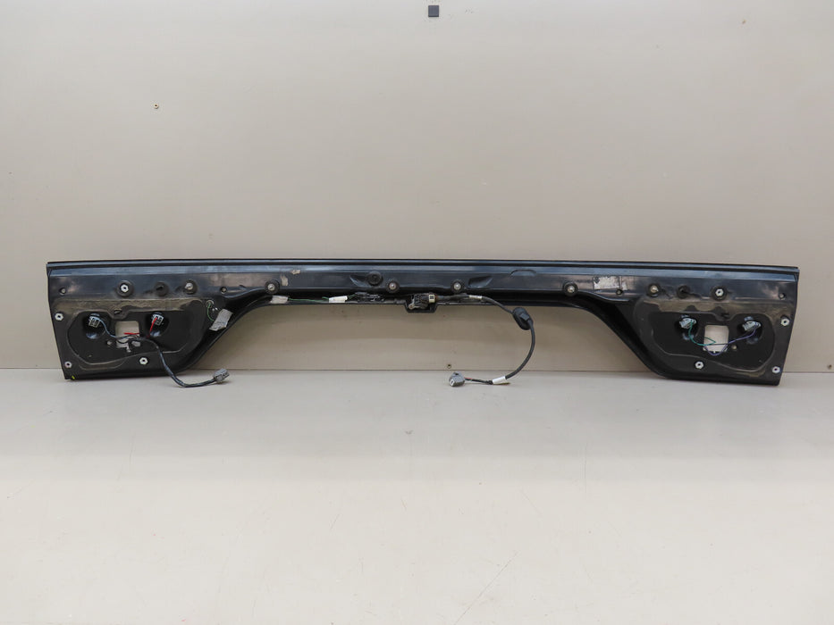 2014-2022 DODGE DURANGO REAR CENTER TAIL LIGHT W/CAMERA OEM 68155950AF