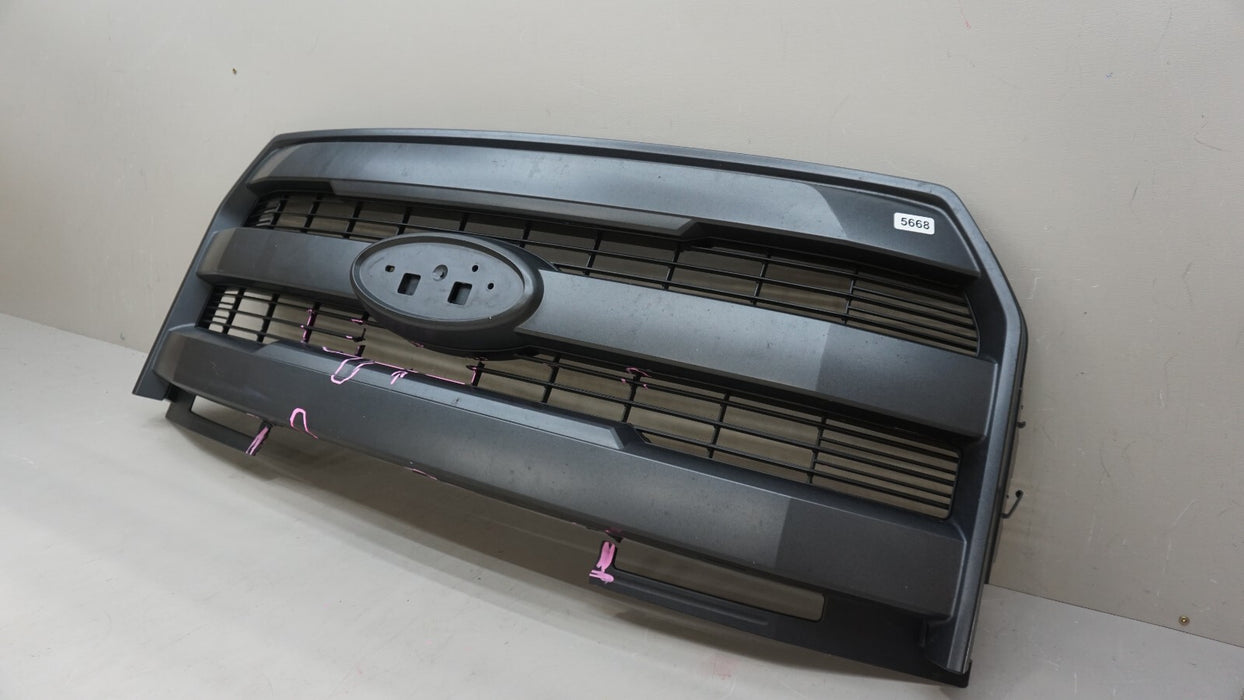 2015-2017 FORD F-150 LARIAT FRONT BUMPER RADIATOR GRILLE GRILL OEM FL34-8200