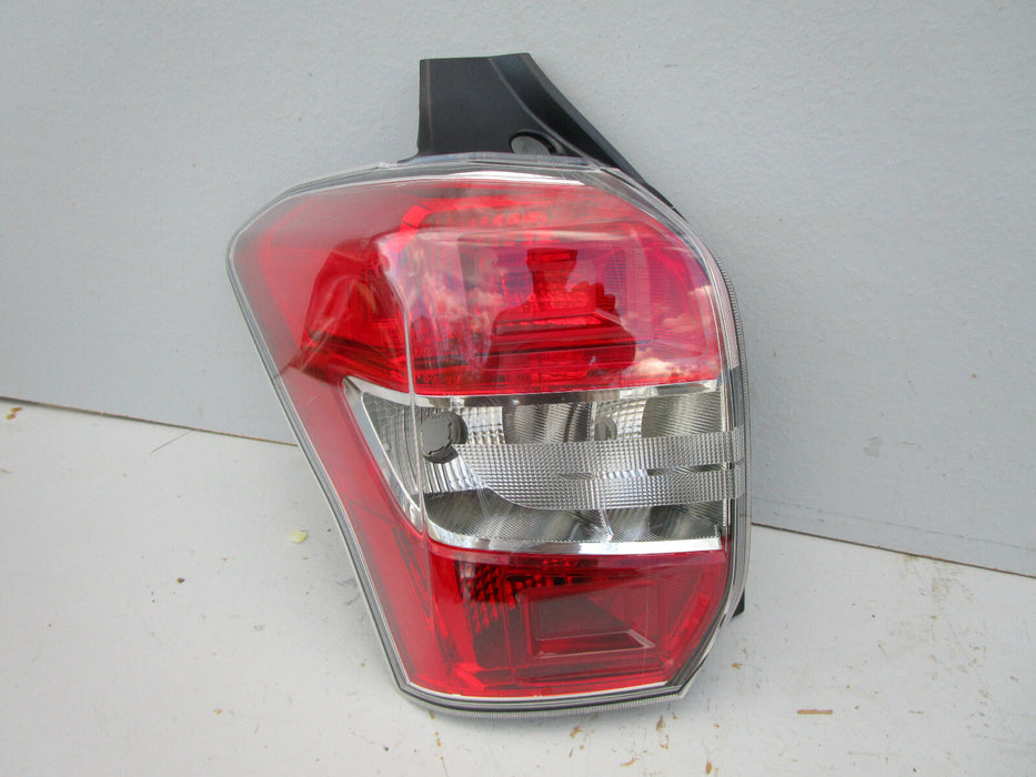 2014 2015 2016 SUBARU FORESTER LEFT REAR TAILLIGHT TAILLAMP OEM