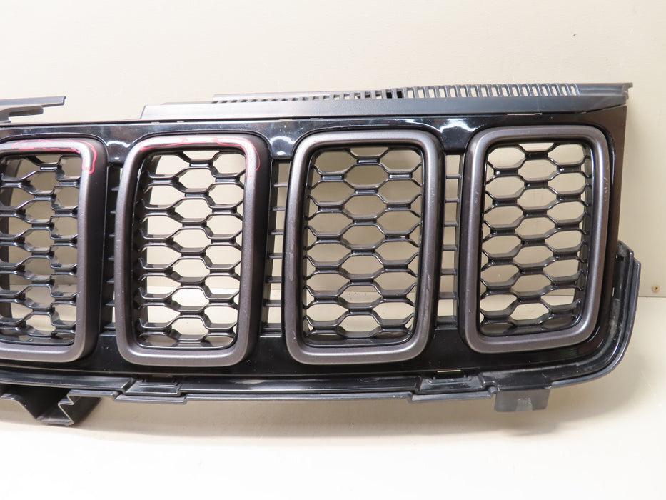 2017-2020 JEEP GRAND CHEROKEE FRONT UPPER GRILL GRILLE OEM