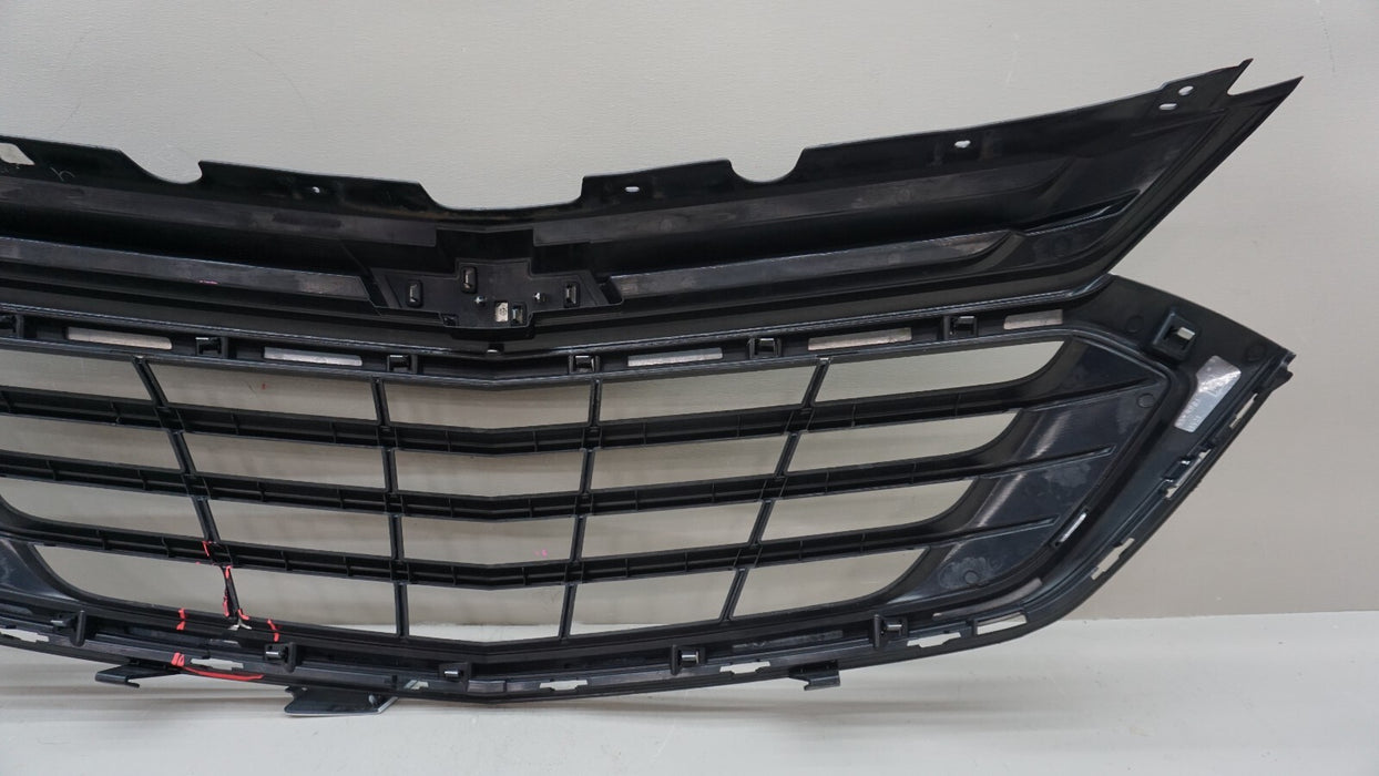 2018-2021 CHEVROLET EQUINOX FRONT BUMPER GRILLE GRILL W/ EMBLEM OEM 84150736
