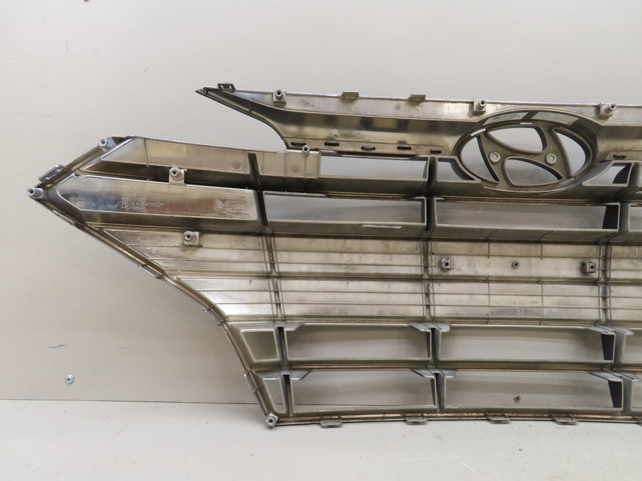 2019-2020 HYUNDAI ELANTRA FRONT GRILL GRILLE OEM 86351-F3510