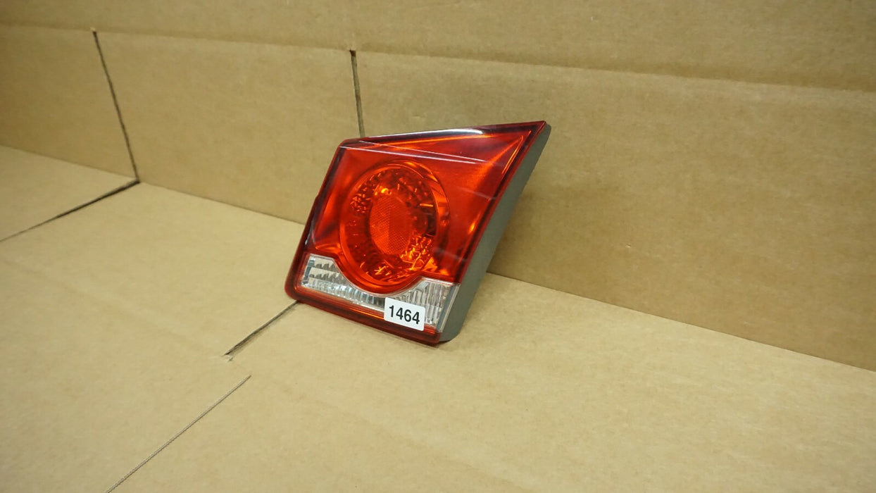 2011-2016 CHEVROLET CRUZE REAR RIGHT PASSENGER SIDE INNER TAIL LIGHT LAMP OEM