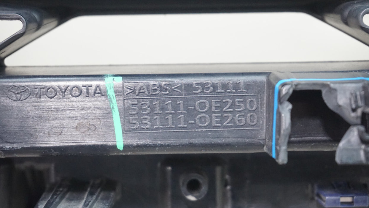 2020-2021 TOYOTA HIGHLANDER FRONT CENTER RADIATOR GRILLE OEM 53111-0E250
