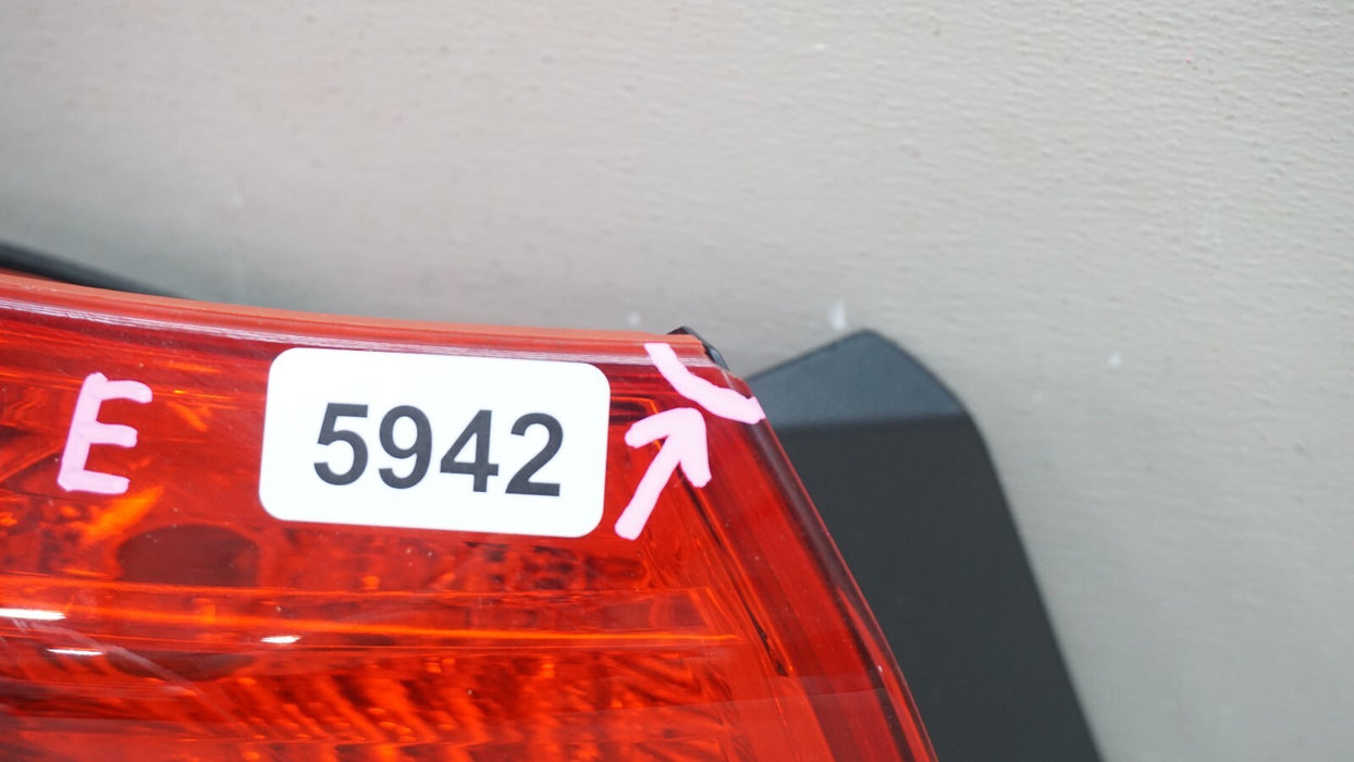 2007-2009 LEXUS ES350 REAR LH LEFT DRIVER SIDE TAIL LIGHT OEM