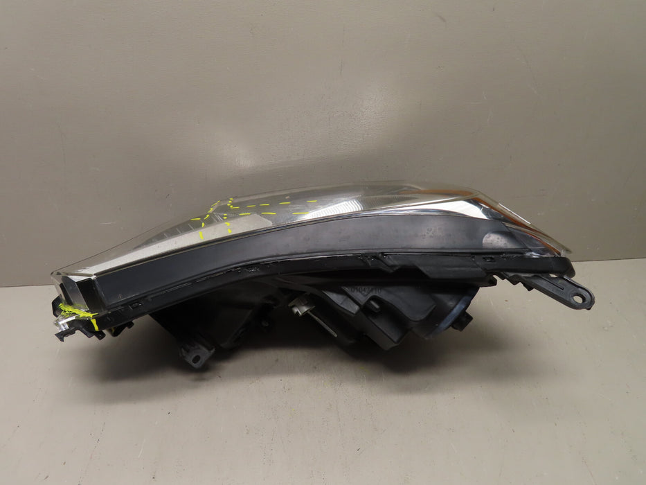 2016-2018 TOYOTA RAV-4 HEADLIGHT PASSENGER RIGHT HALOGEN LAMP OEM