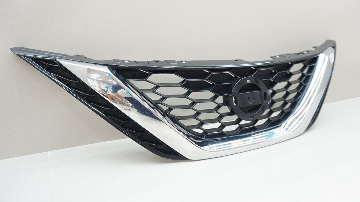2016-2018 NISSAN SENTRA FRONT UPPER GRILLE 62310 3YU0D OEM 16 17 18