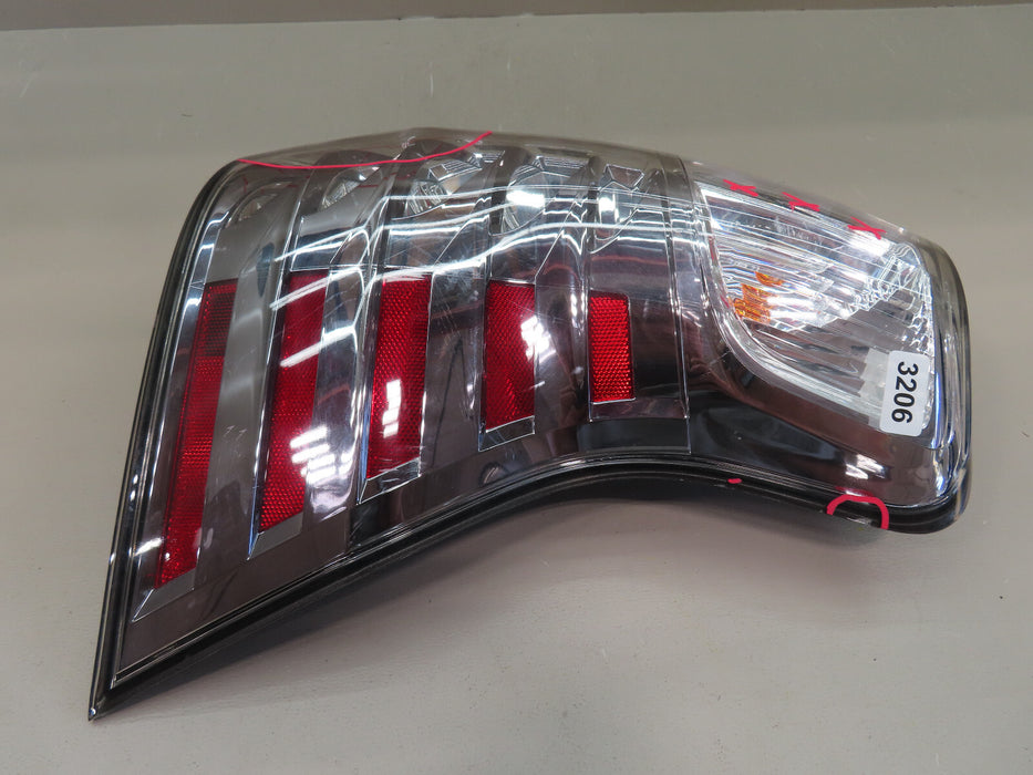 2014-2020 LEXUS GS460 REAR RIGHT PASSENGER TAIL LIGHT OEM
