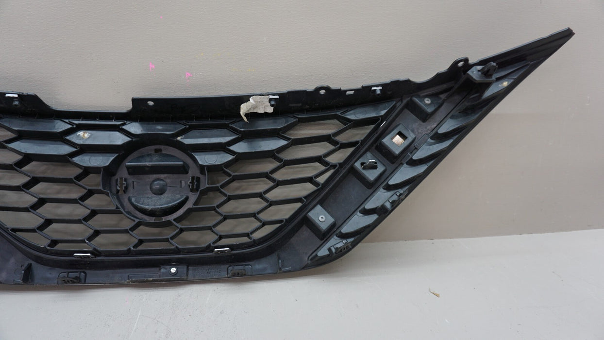 2016-2019 NISSAN SENTRA FRONT BUMPER GRILLE GRILL OEM 62310-3YU0A