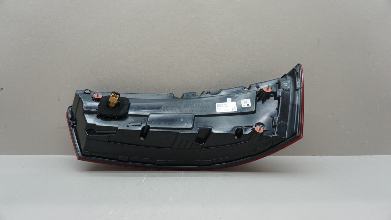 2017-2019 AUDI Q7 REAR LH LEFT DRIVER SIDE OUTER TAIL LIGHT OEM