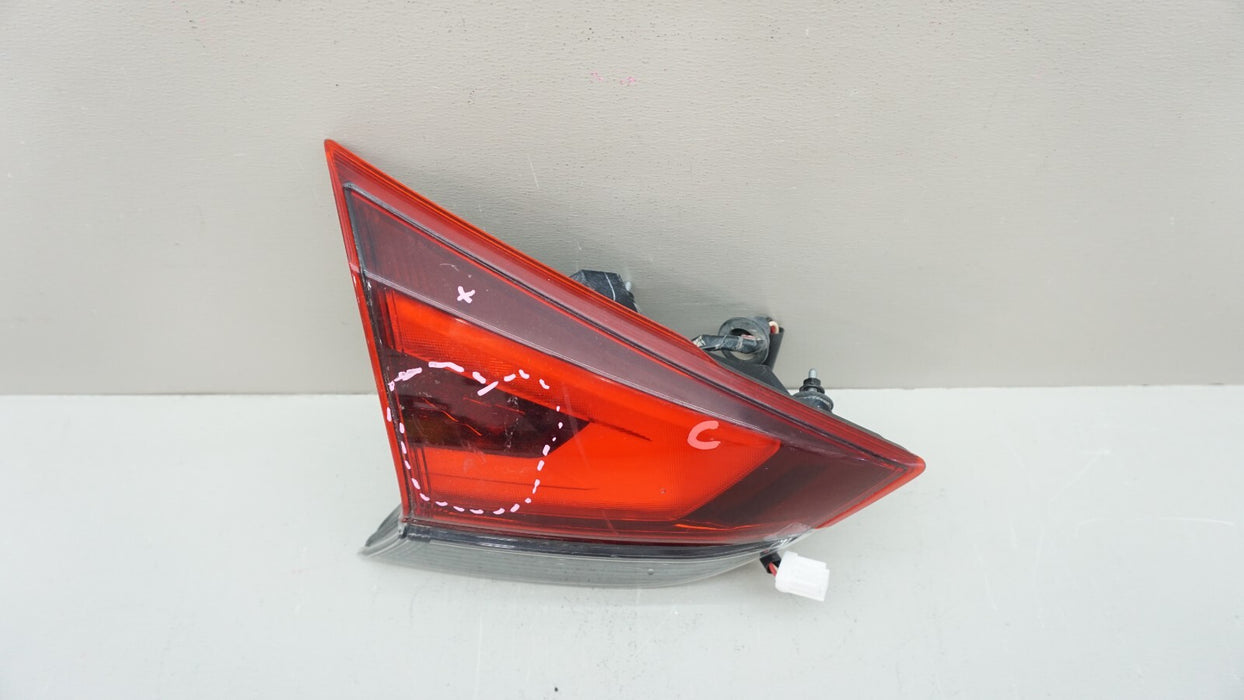 2017-2019 NISSAN ROGUE REAR LEFT DRIVERS SIDE INNER TAIL LIGHT OEM 17 18 19