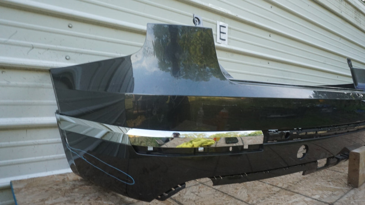 2017-2019 BENTLEY BENTAYGA REAR BUMPER COVER OEM 36A807301QBS1 17 18 19