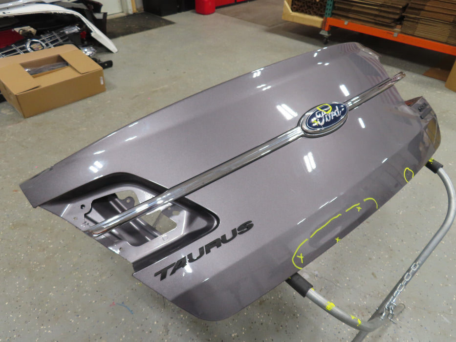 2010 2011 2012 FORD TAURUS REAR TRUNK LID SHELL OEM