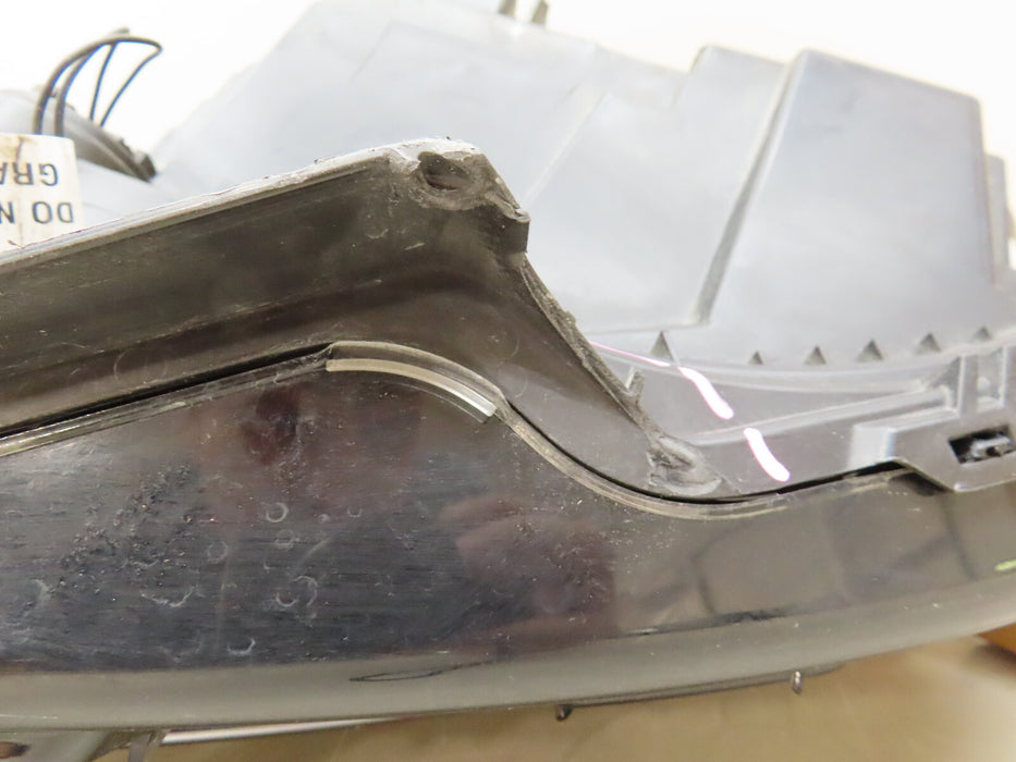 2015 - 2018 FORD EDGE FRONT RIGHT PASSENGER SIDE HEADLIGHT HALOGEN OEM