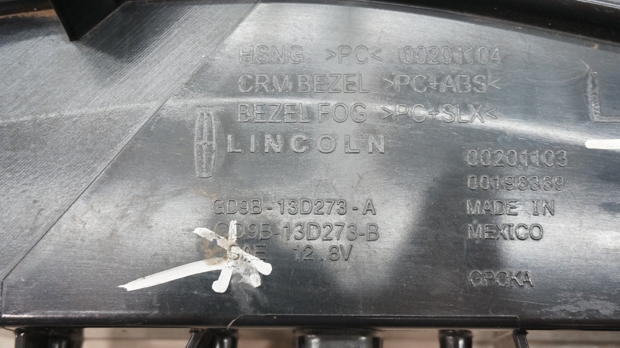 2017-2020 LINCOLN CONTINENTAL FRONT LEFT DRIVERS SIDE FOG LIGHT OEM