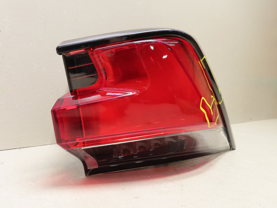 2018-2021 LEXUS NX300 NX300H TAIL LIGHT RIGHT OUTER PASSENGER LED OEM