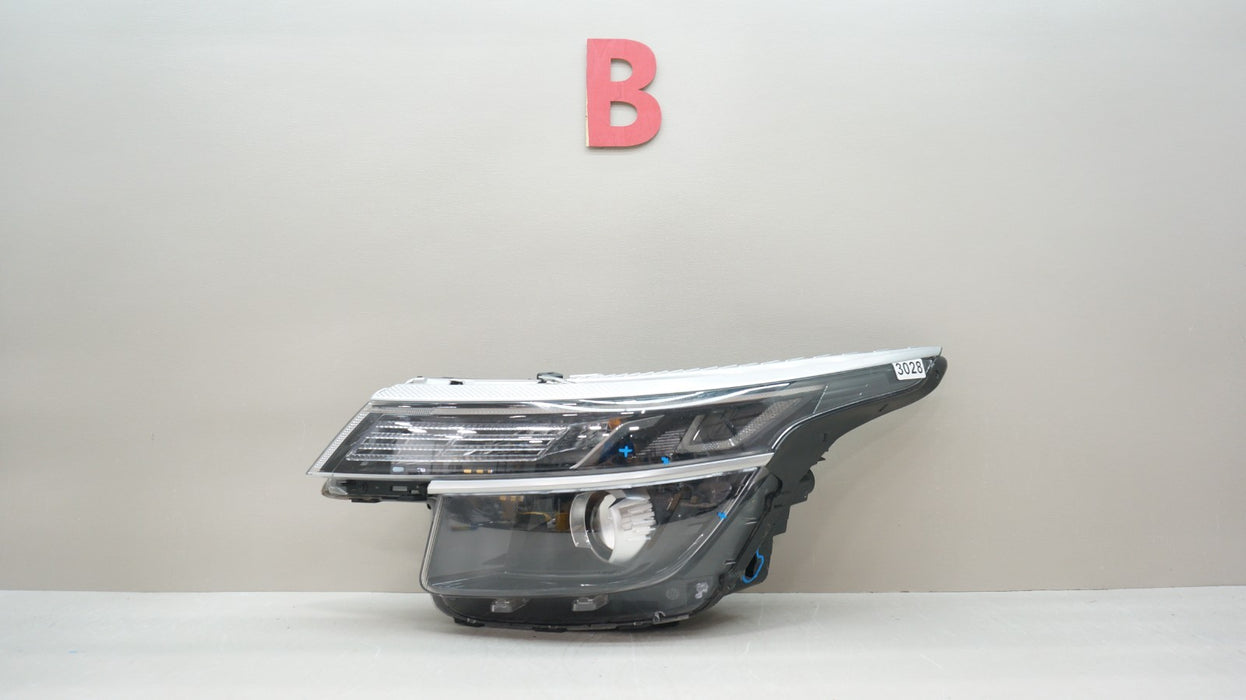 2021-2023 KIA SELTOS FRONT LEFT DRIVER SIDE HALOGEN W LED HEADLIGHT OEM