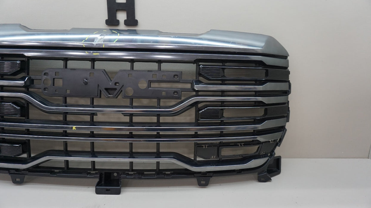 2022-2023 GMC SIERRA 1500 FRONT CENTER RADIATOR GRILLE OEM 84878064