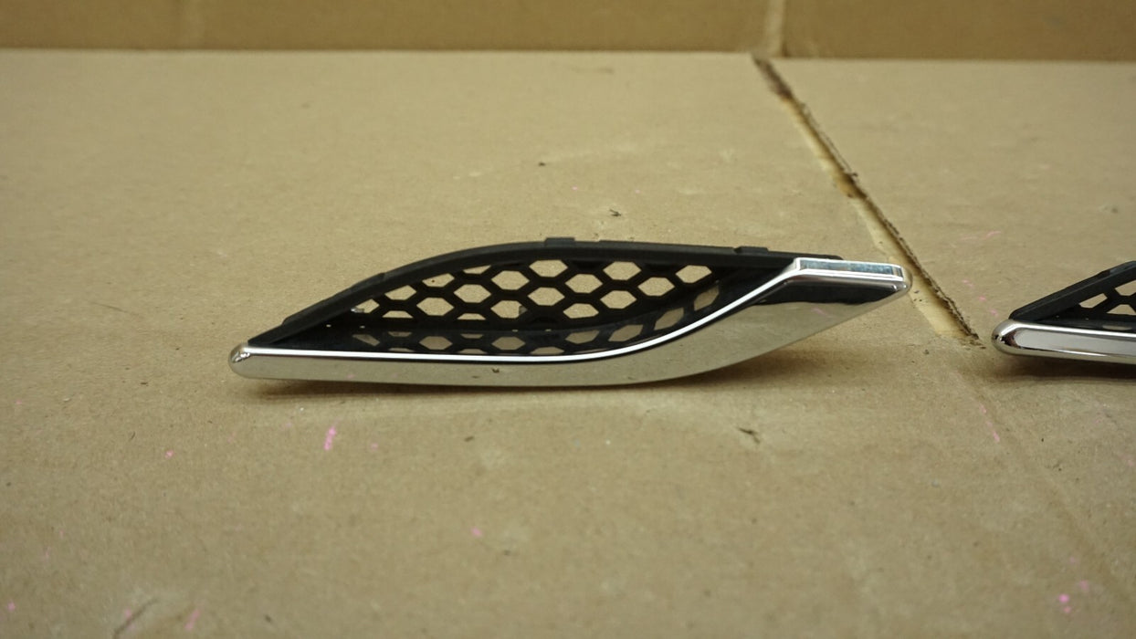 2014-2019 MASERATI GHIBLI SQ4 RH FRONT FENDER VENT GRILL TRIM OEM C799 670028905