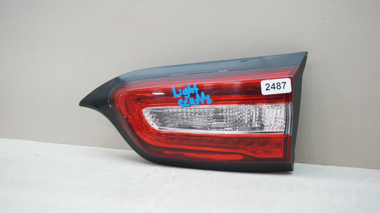 2014-2018 JEEP CHEROKEE REAR RIGHT PASSENGER SIDE INNER TAIL LIGHT OEM