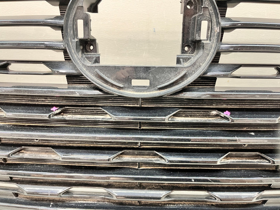 2024-2025 NISSAN SENTRA FRONT GRILLE GRILL 62310-6LY0B-D1 OEM