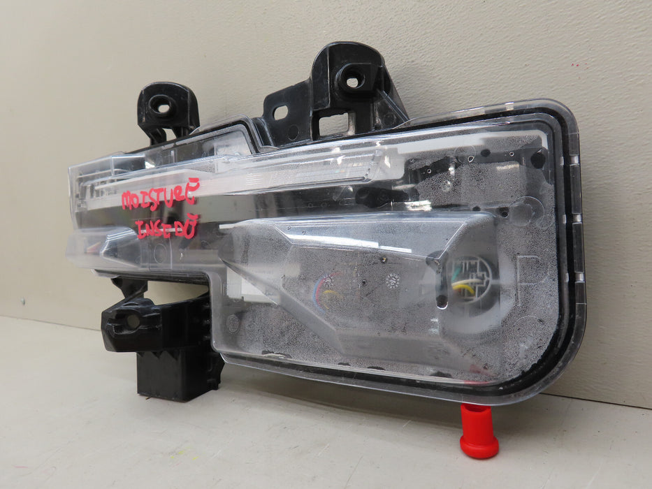 2020-2022 MAZDA CX-30 FRONT RIGHT PASSENGER SIDE FOG LIGHT DRL OEM DFR5-51060