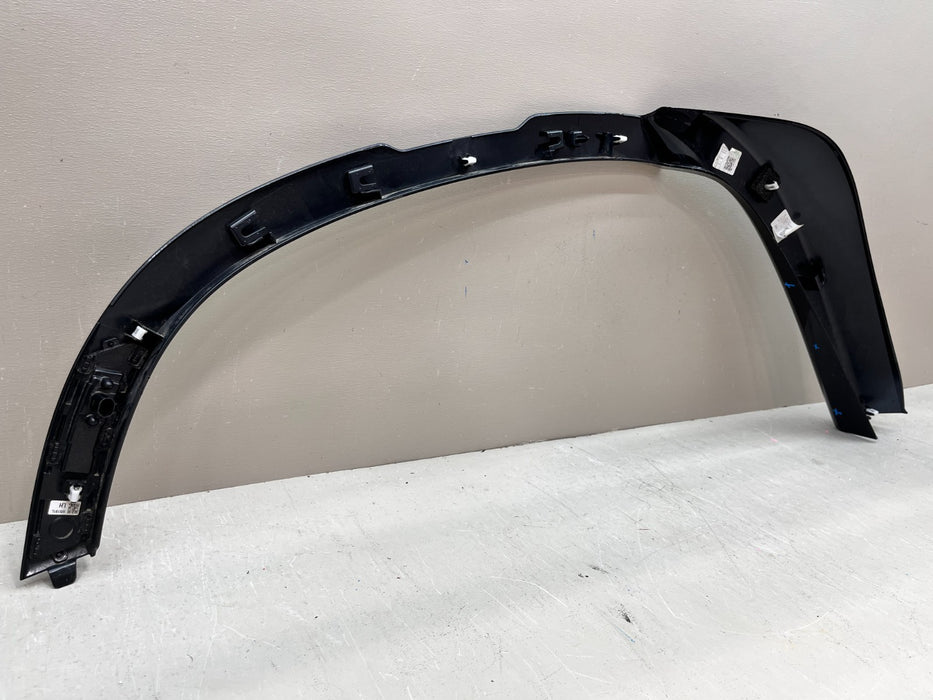2020-2024 LAND ROVER DEFENDER L663 LH FRONT WHEEL ARCH TRIM OEM L8B2-290E23
