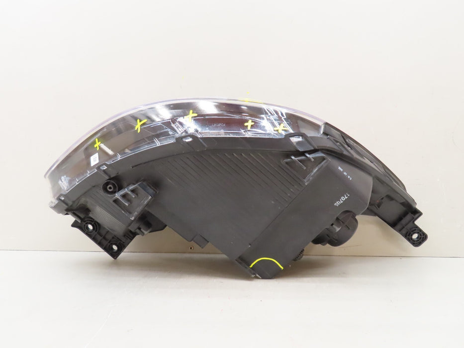 2014-2019 KIA SOUL FRONT LEFT DRIVER SIDE HEADLIGHT LAMP HALOGEN OEM 92101-B2