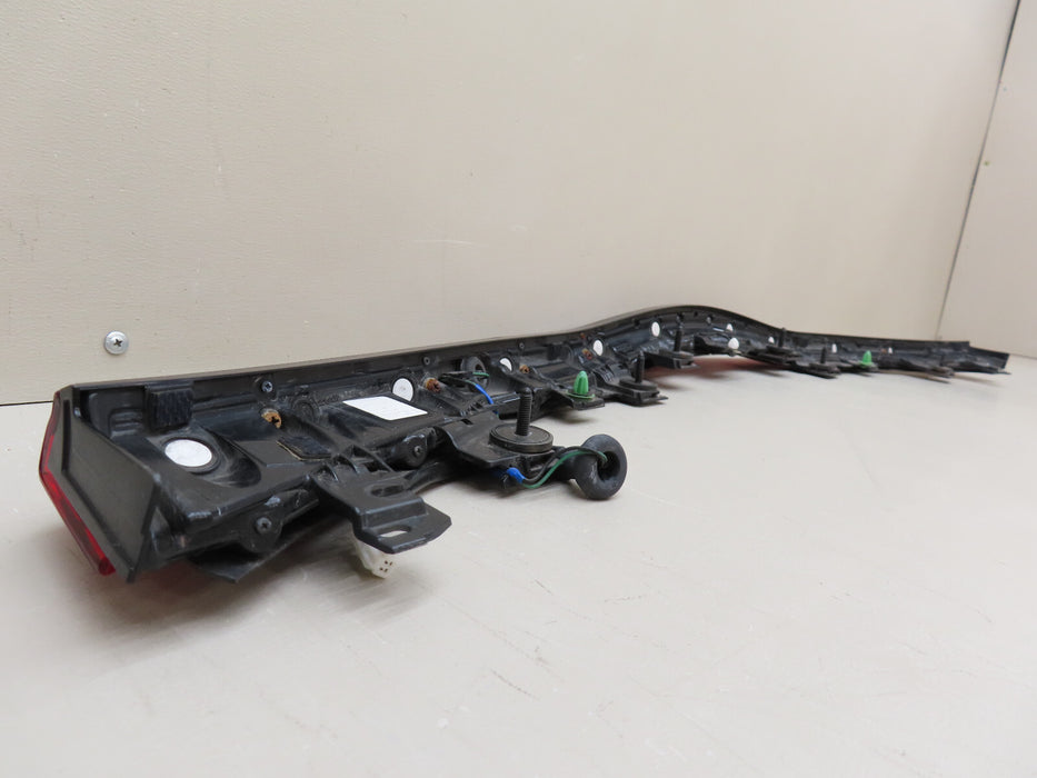 2017-2022 TOYOTA PRIUS PRIME REAR CENTER MOUNT TAIL LIGHT OEM