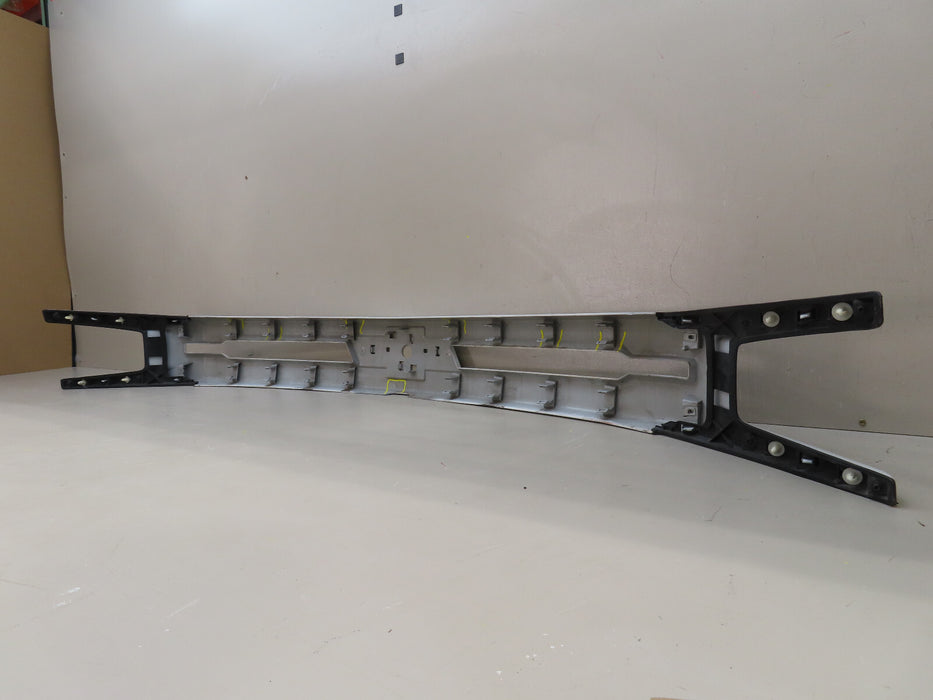 2019 2020 2021 CHEVROLET SILVERADO 1500 FRONT GRILLE GRILL MOLDING TRIM OEM