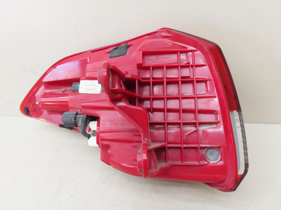2016-2018 HYUNDAI TUCSON REAR RIGHT PASSENGER SIDE TAIL LIGHT OEM