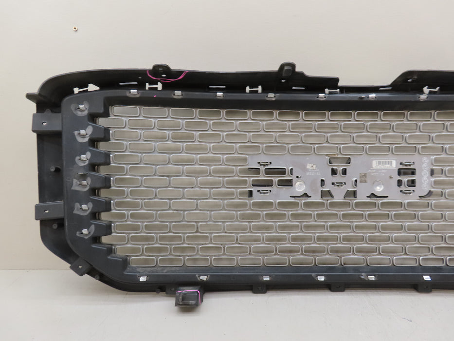 2015-2020 GMC YUKON DENALI FRONT RADIATOR GRILL GRILLE OEM