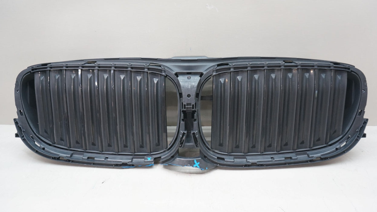 2016-2019 BMW 740 750 FRONT GRILLE SHUTTER OEM 51131-87156