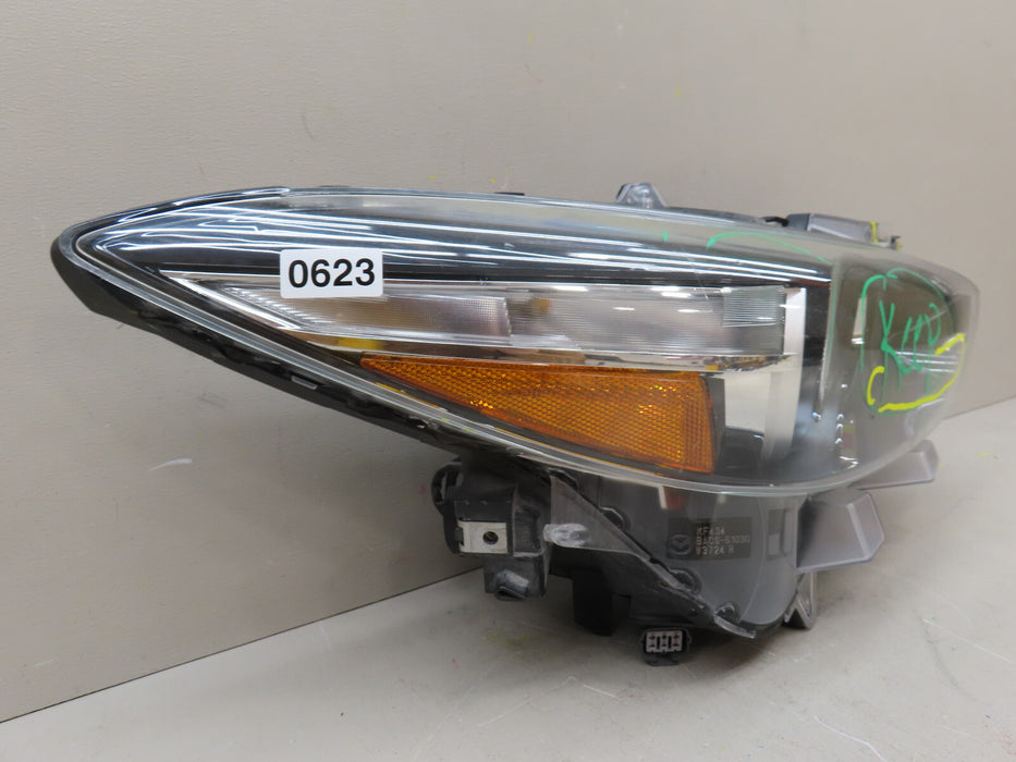2017 2018 MAZDA 3 FRONT RIGHT PASSENGER HEADLIGHT HALOGEN OEM BACS-51030