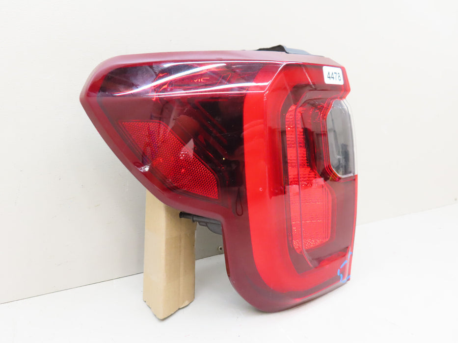 2020-2023 GMC ACADIA REAR LEFT DRIVER SIDE TAIL LIGHT OUTER OEM 84863046
