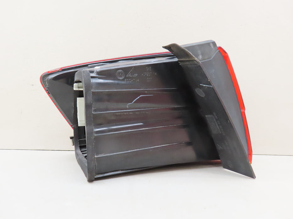 2015-2018 VOLKSWAGEN JETTA REAR RIGHT PASSENGER SIDE OUTER TAIL LIGHT LAMP OEM