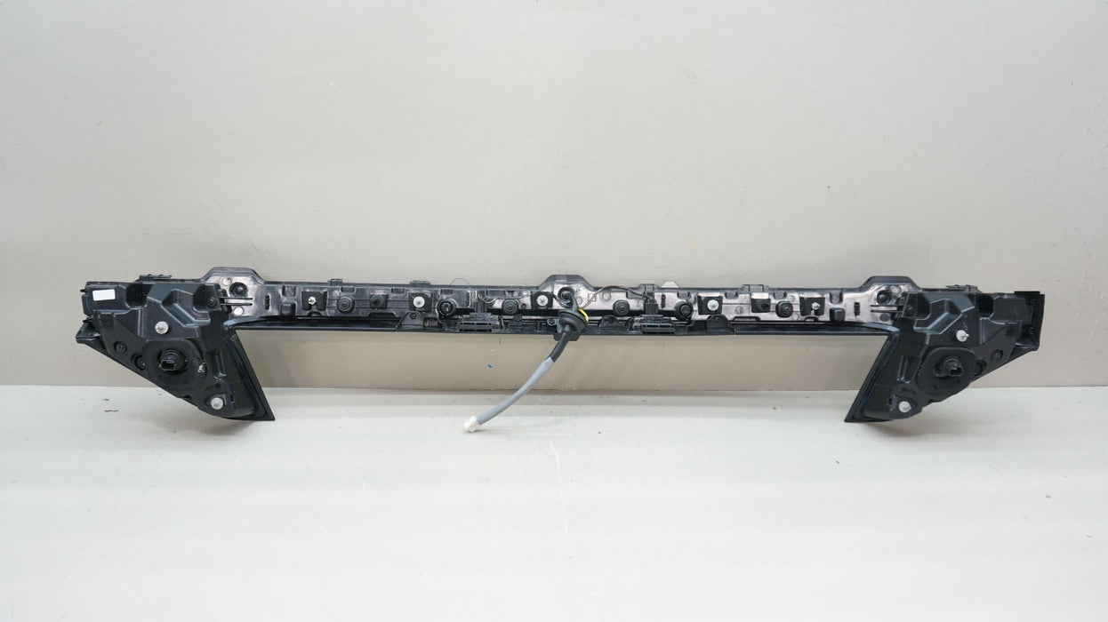 2022-2024 HYUNDAI TUCSON REAR CENTER LED TAIL LIGHT WITH CAMERA OEM