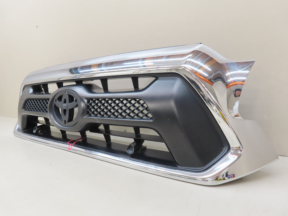 2012-2015 TOYOTA TACOMA FRONT RADIATOR GRILL GRILLE OEM