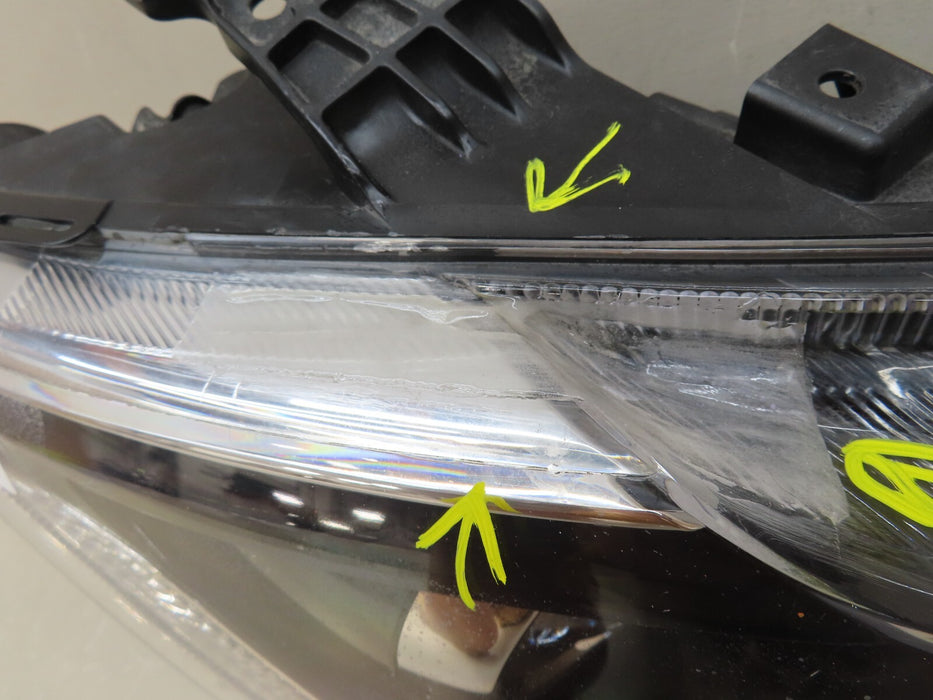 2017-2019 CHRYSLER PACIFICA FRONT RIGHT HEADLIGHT LAMP HALOGEN OEM 68228946AD