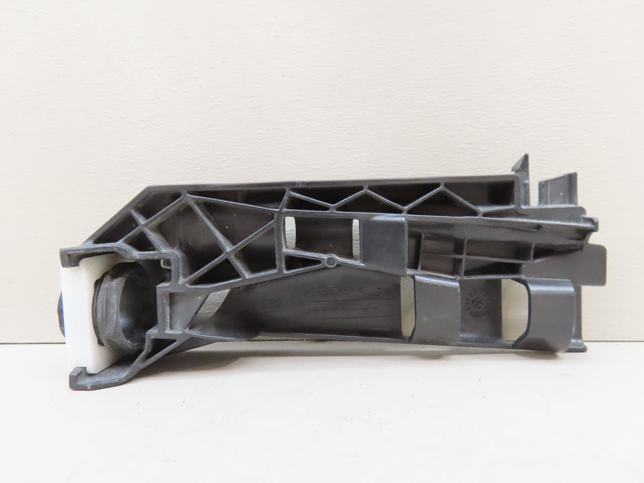 BMW X7 FRONT GRILL GRILLE BRACKET OEM