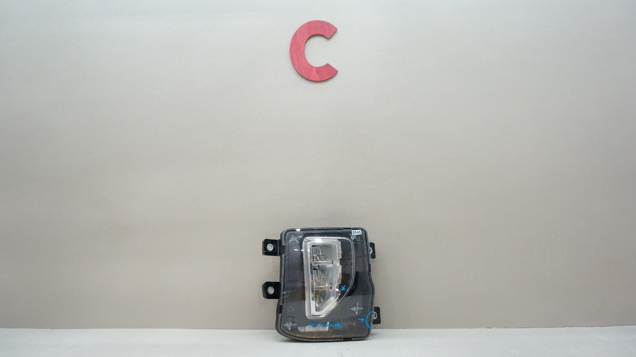 2016-2018 CHEVROLET SILVERADO 1500 FRONT RIGHT PASSENGER SIDE FOG LIGHT OEM