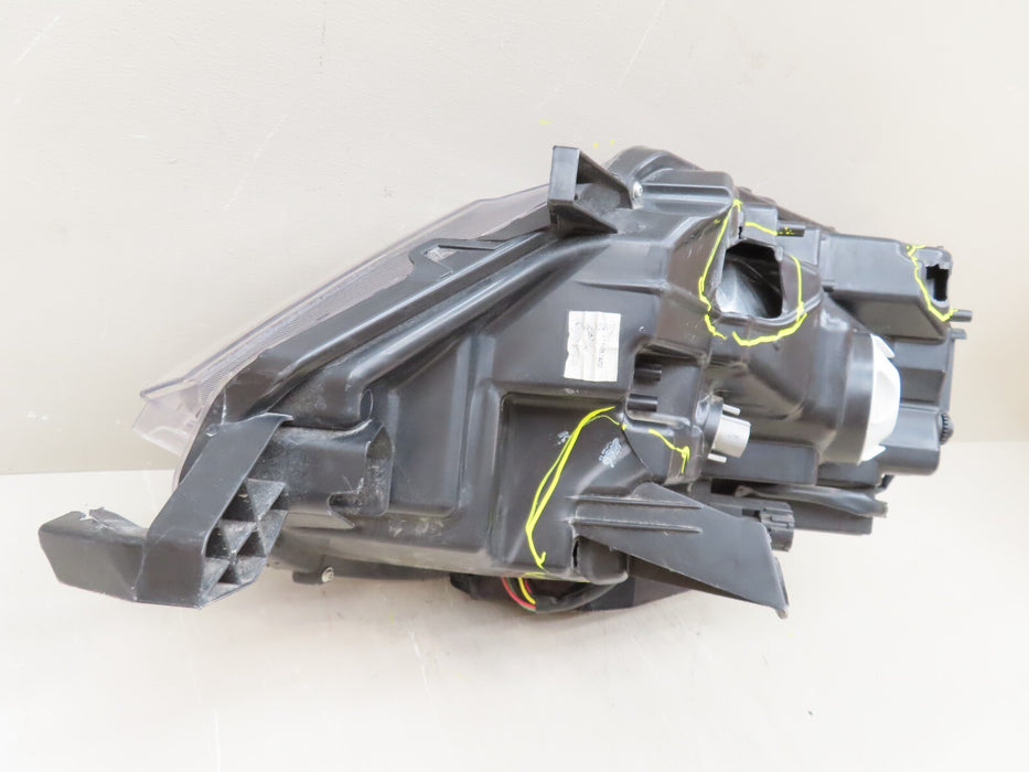 2017-2019 NISSAN ROGUE FRONT RIGHT SIDE HEADLIGHT LAMP HALOGEN OEM 1011-500536