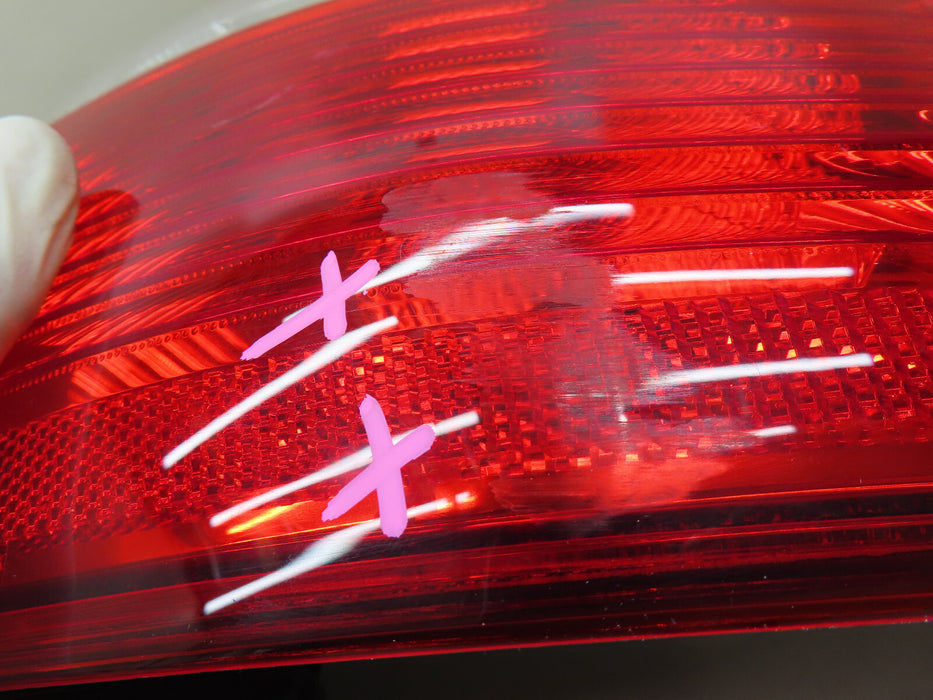 2013-2016 FORD C-MAX REAR RIGHT PASSENGER SIDE TAIL LIGHT OUTER OEM