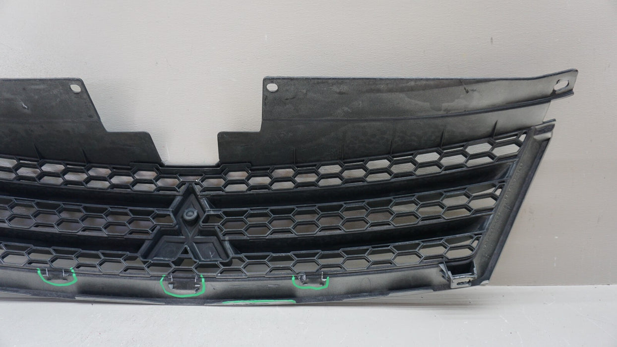 2007-2009 MITSUBISHI OUTLANDER FRONT BUMPER RADIATOR GRILLE GRILL OEM 7450A035