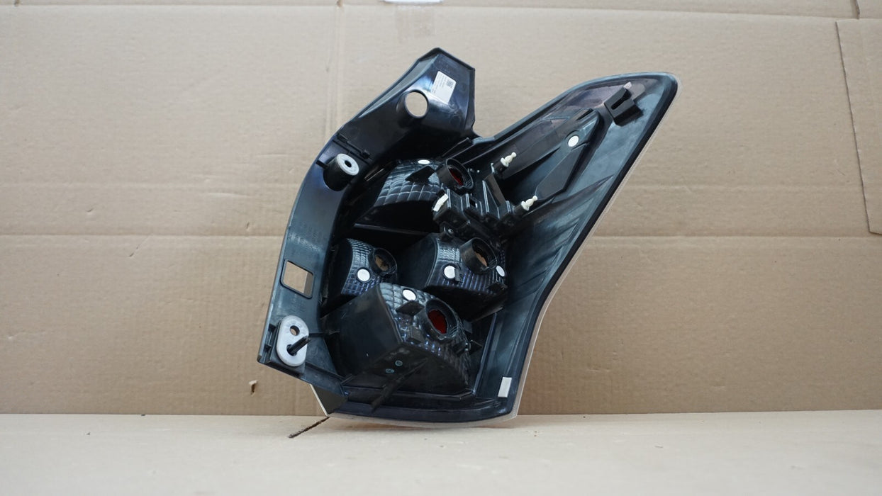 2014-2016 SUBARU FORESTER REAR LEFT DRIVER SIDE TAIL LIGHT HALOGEN LAMP OEM
