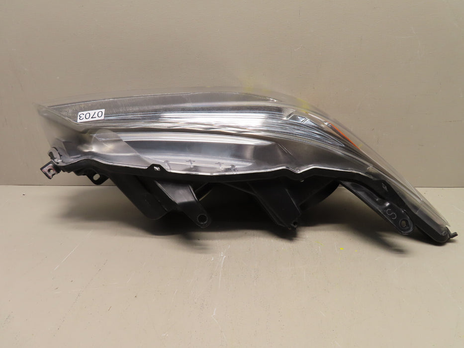 2015 2016 2017 TOYOTA CAMRY RIGHT PASSENGER HEADLIGHT LAMP HALOGEN OEM