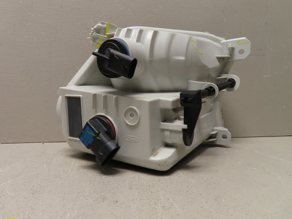 2017 2019 FORD ESCAPE LH LEFT DRIVER SIDE FOG LIGHT HALOGEN LAMP OEM 00198711