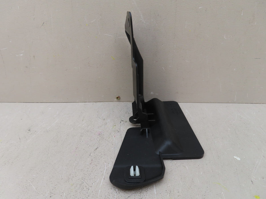 2011-2017 TOYOTA SIENNA RIGHT SIDE ROCKER PANEL END COVER TRIM OEM 75861-08010